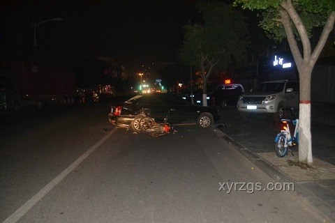 摩托车手与汽车相撞坠海身亡解决方案
